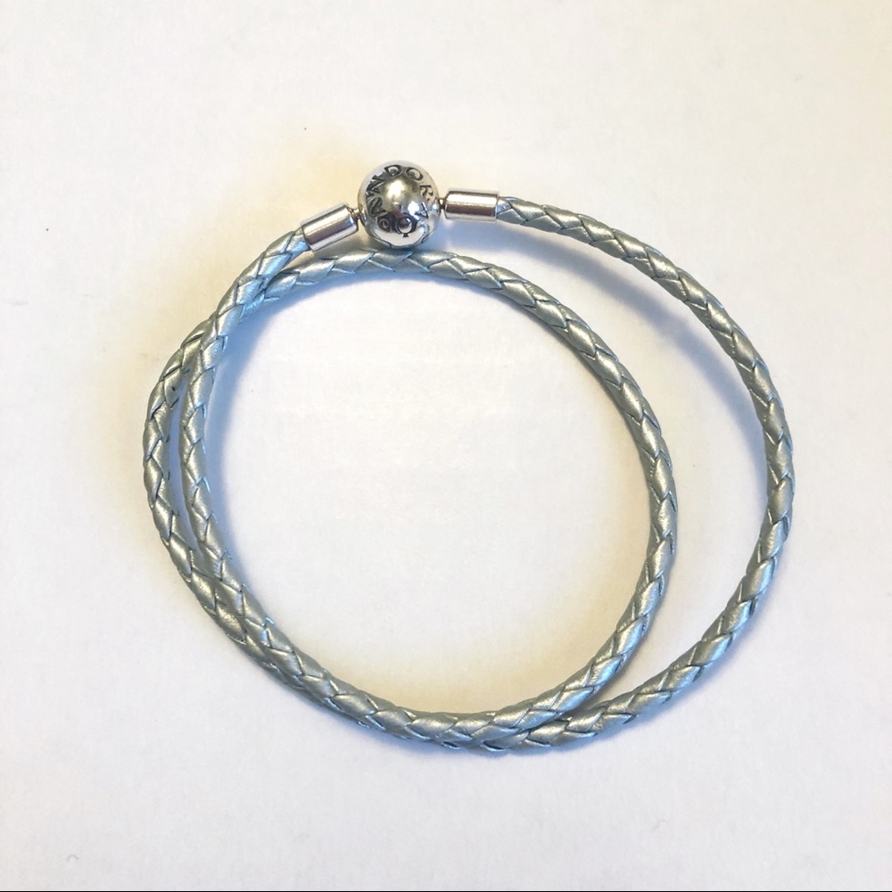 Light Blue Double Leather Bracelet 🌀
